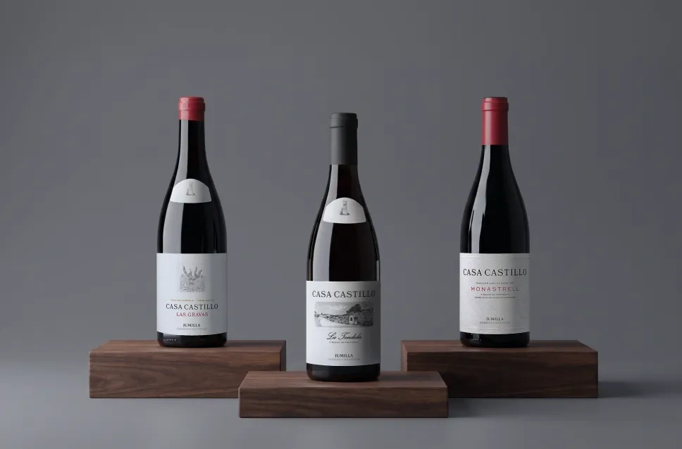 Garrafas de vinho da adega Casa Castillo