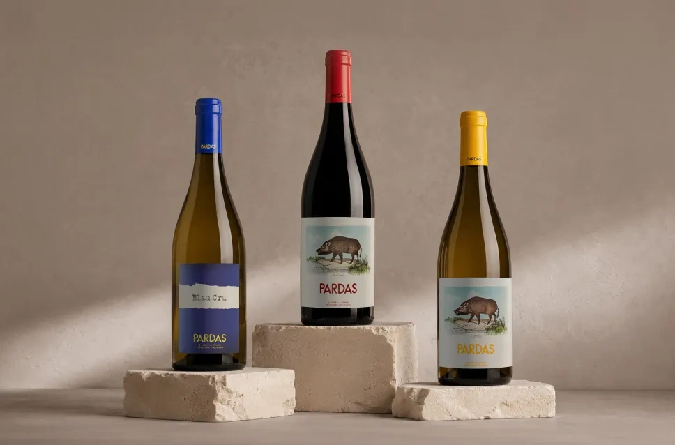 Garrafas de vinho da adega Celler Pardas