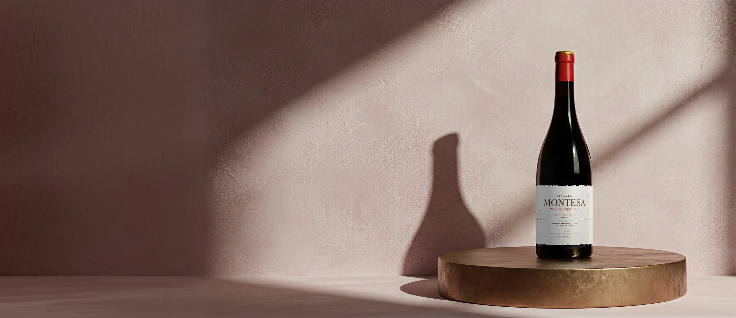 Garrafa de vinho La Montesa 2021