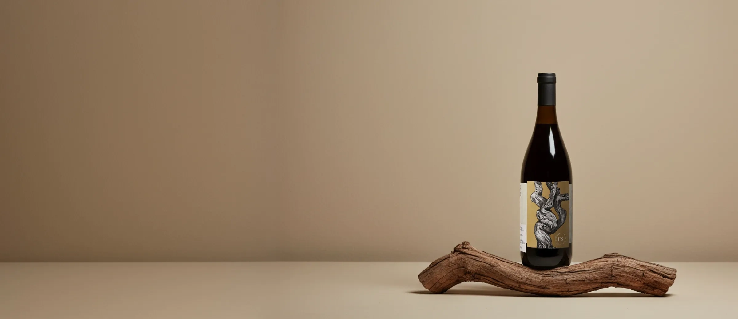 Garrafa de vinho Salia 2024