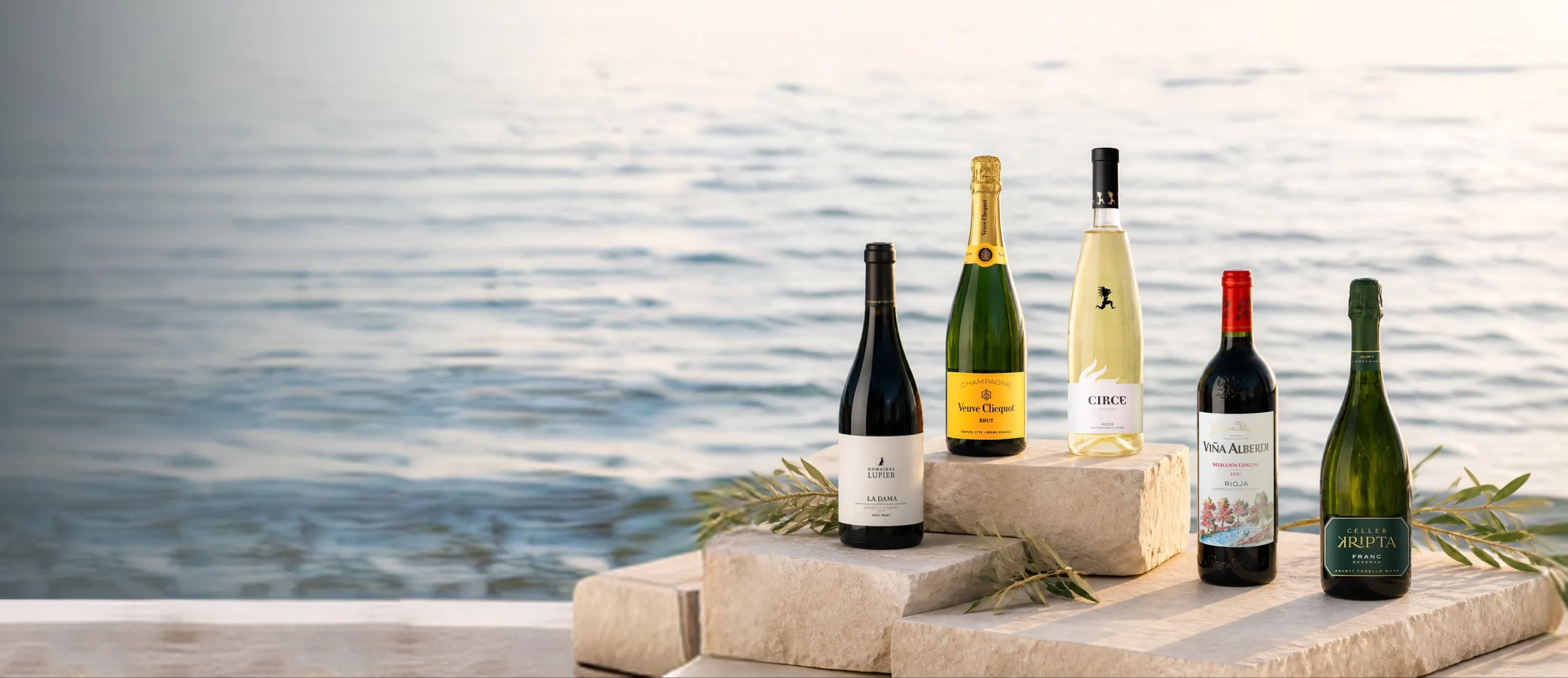 Garrafas de vinho e champanhe com um desconto de 10%