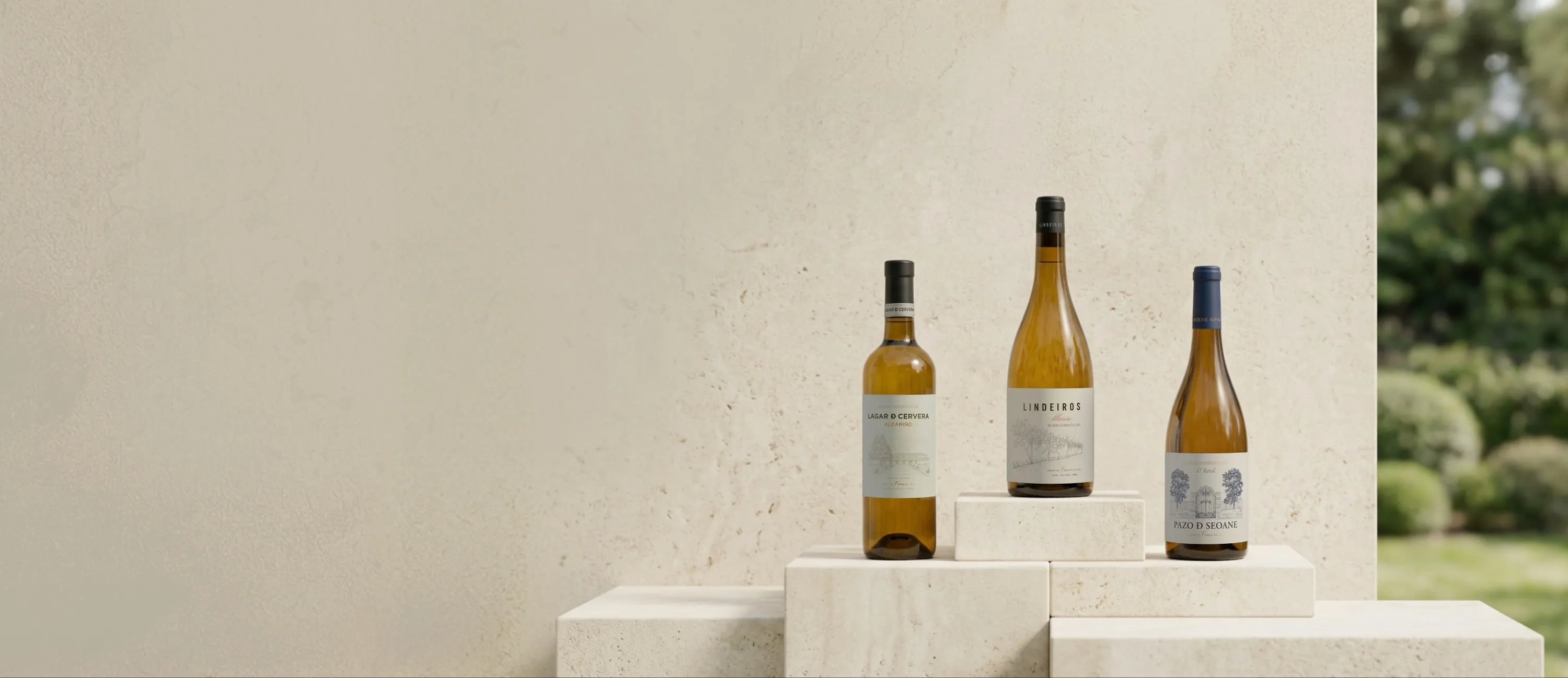 Garrafas de vinho da adega Lagar de Fornelos