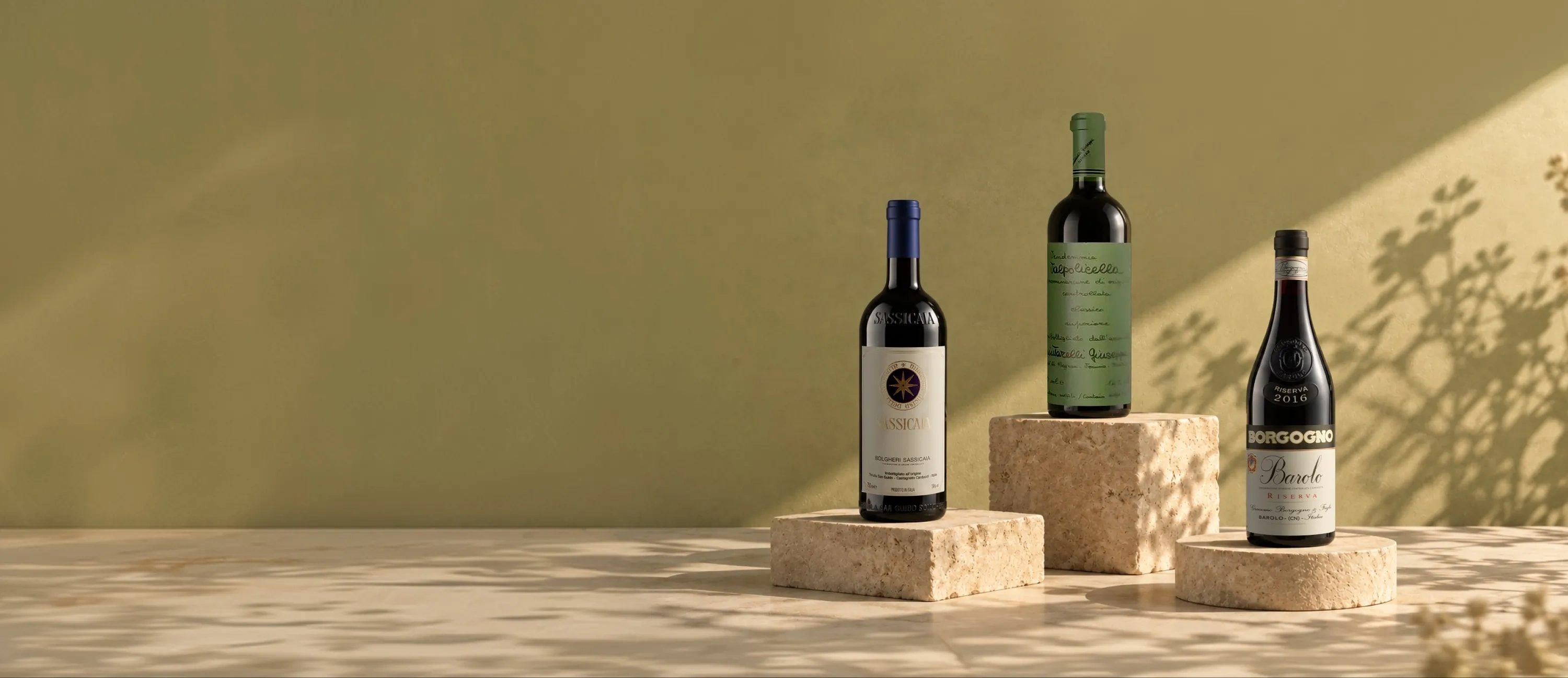 Garrafas de vinho da Itália