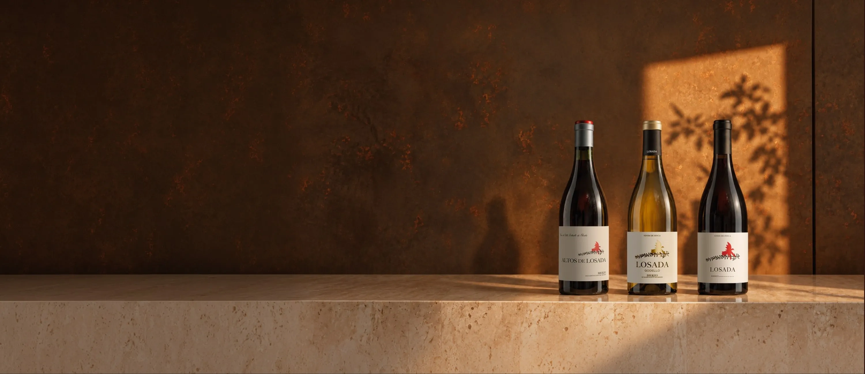 Garrafas de vinho da adega Losada