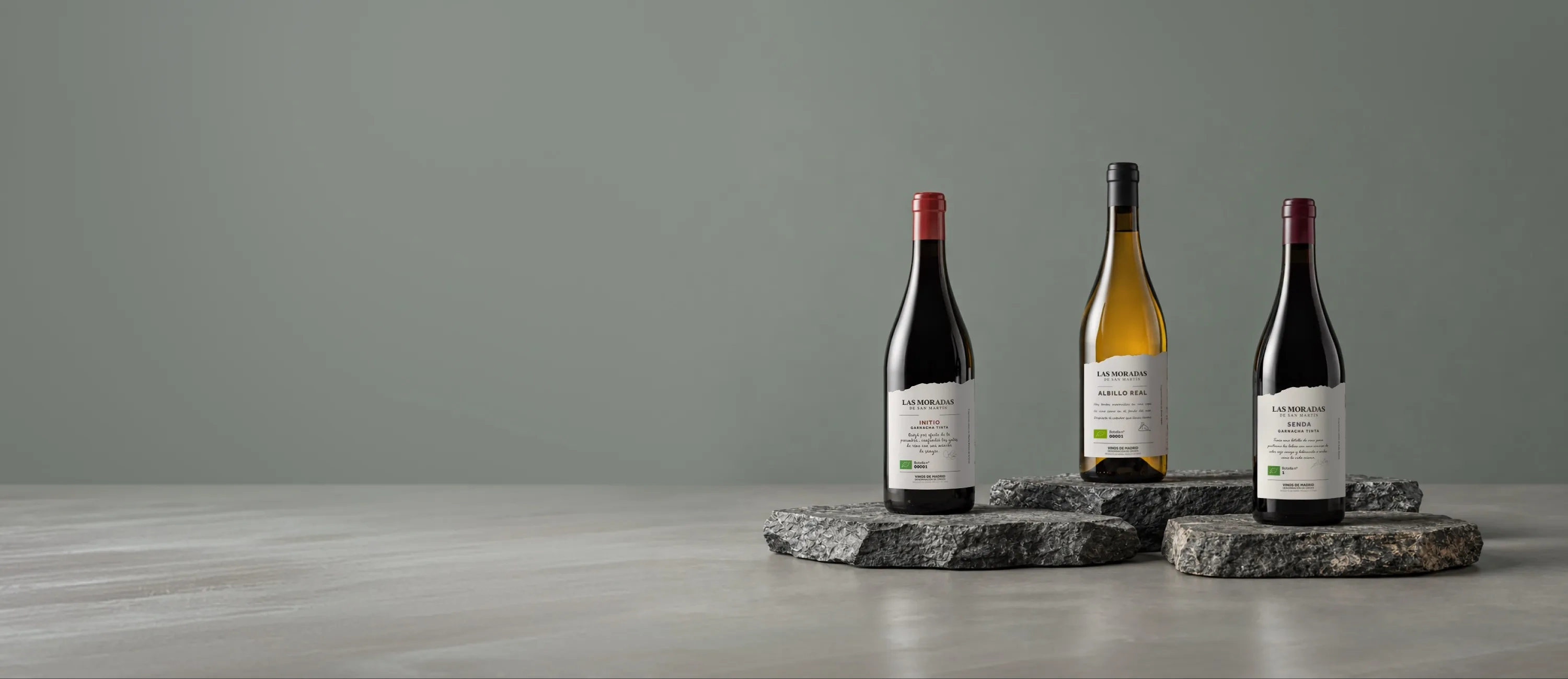Garrafas de vinho da adega Las Moradas de San Martín