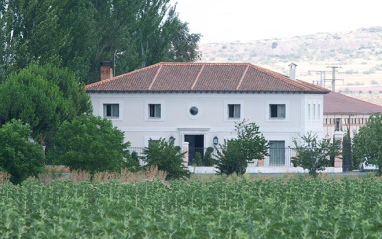 Casa de bodega