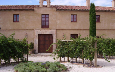 Fachada de Bodegas Bohórquez