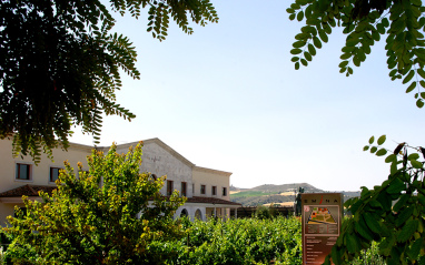 Vista del edificio de Emina Ribera