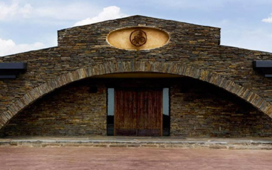 Bodega construída con pizarra