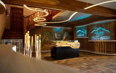 Interior del edificio de DYC