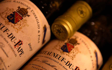Botellas de Châteauneuf du Pape Cuvée Impériale