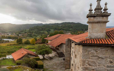 Vista del caserón que alberga la bodega