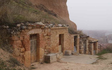 Exterior bodega subterránea en el Castillo de San Esteban de Gormaz