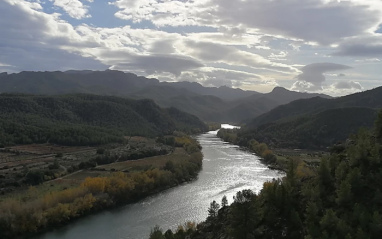 El Ebro a su paso por Miravet