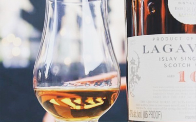 Lagavulin 16 