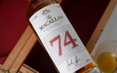The Macallan Red Collection 74 Years Old con Estuche The Macallan Red Collection 74 Years Old con Estuche