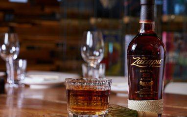Zacapa Centenario 23 Solera Gran Reserva con Estuche